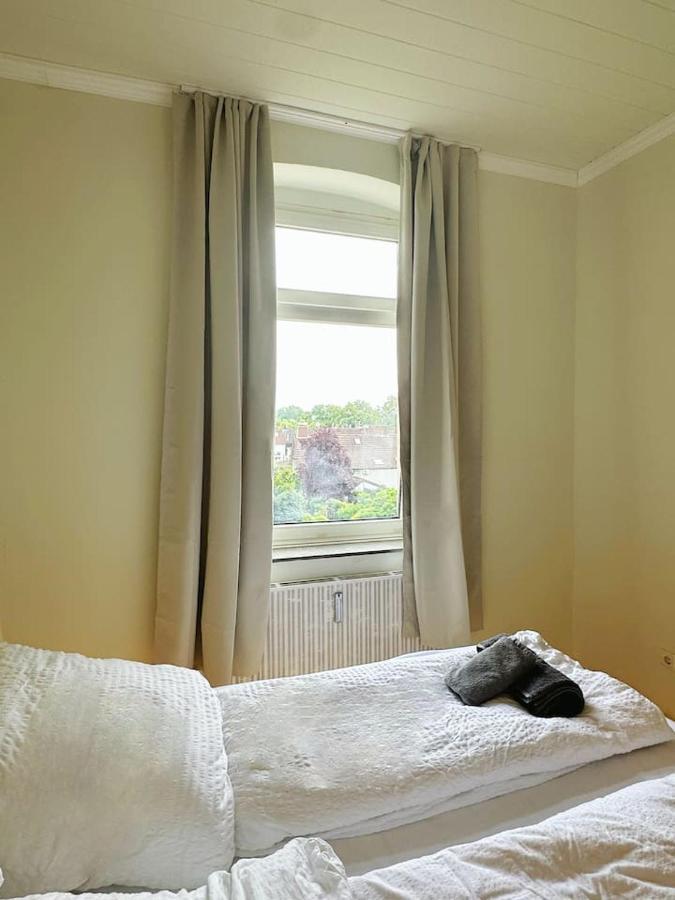 2 Schlafzimmer Waschenspuelmaschine Duisburg Eksteriør billede